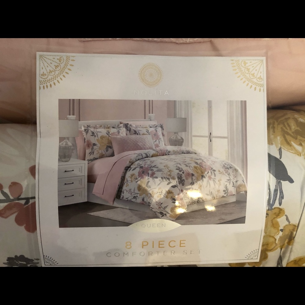 Comforter Set (Queen)